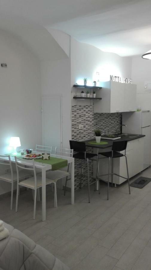 Ferienwohnung House Mattia Bari Exterior foto